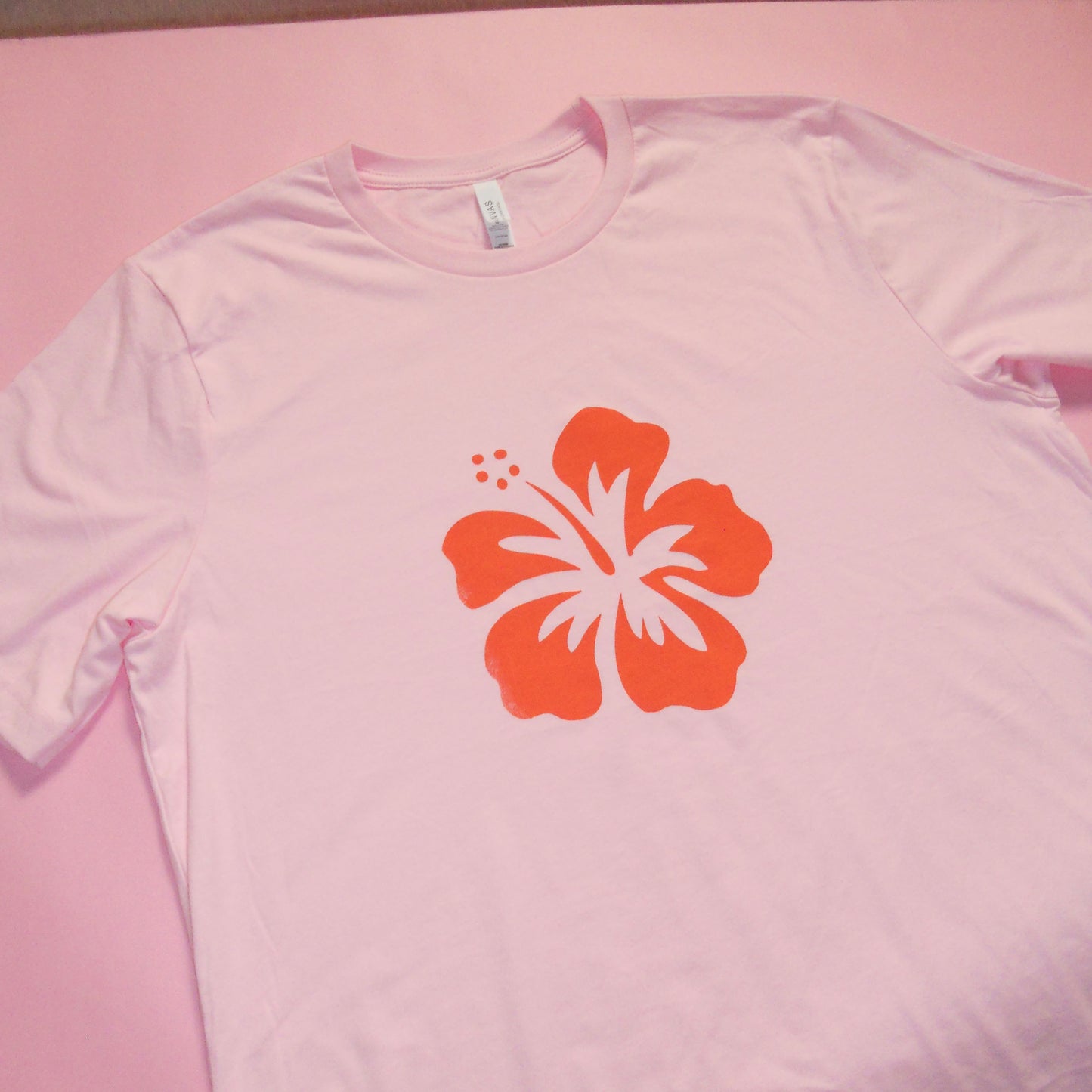 HIBISCUS tee