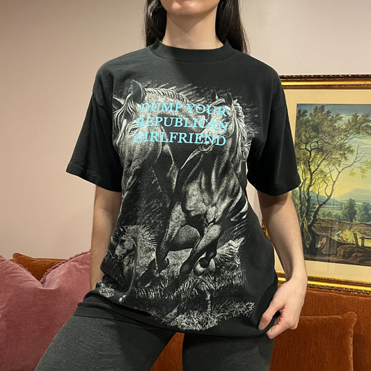 DUMP YOUR REPUBLICAN GIRLFRIEND horse t-shirt with blue text (L)