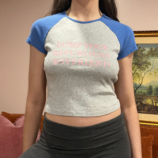 DUMP YOUR REPUBLICAN BOYFRIEND grey t-shirt with pink text (M)