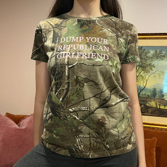 DUMP YOUR REPUBLICAN GIRLFRIEND camo t-shirt with pink text (L)