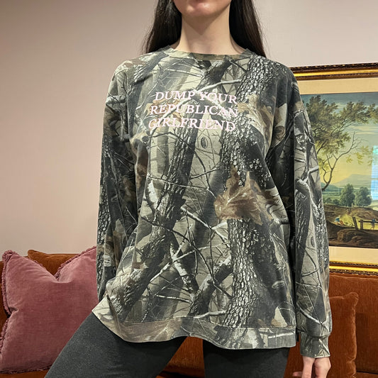 DUMP YOUR REPUBLICAN GIRLFRIEND camo crewneck with pink text (XL)